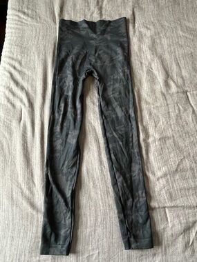 Spanx gray camo leggings